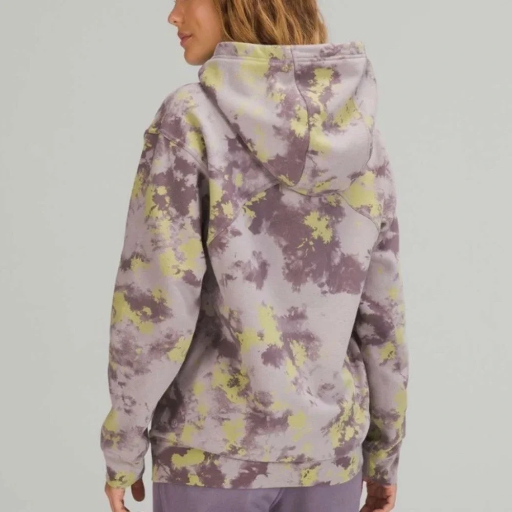 lululemon athletica size 12